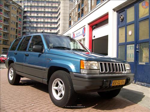 Jeep Grand Cherokee 4.0i Aut. Laredo ***  CLASSIC  ***