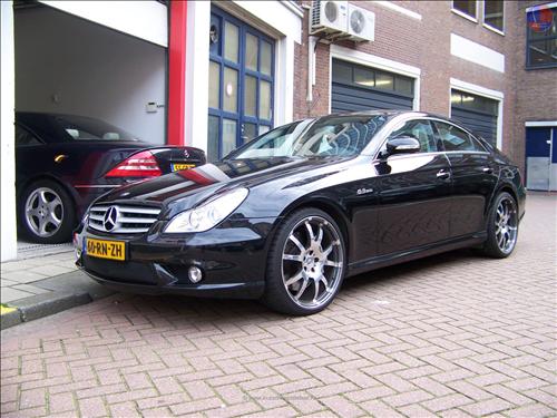 Mercedes CLS 55 AMG 6.3 LEER COMAND NAVI PDC CLIMATE TV