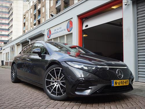 Mercedes EQS